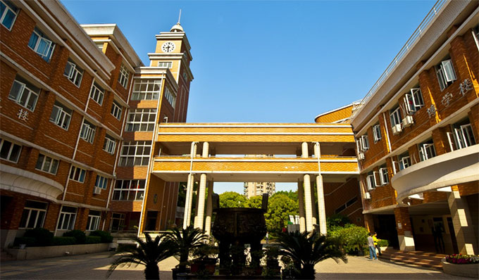 上海華東師范大學(xué)附屬進(jìn)華中學(xué)