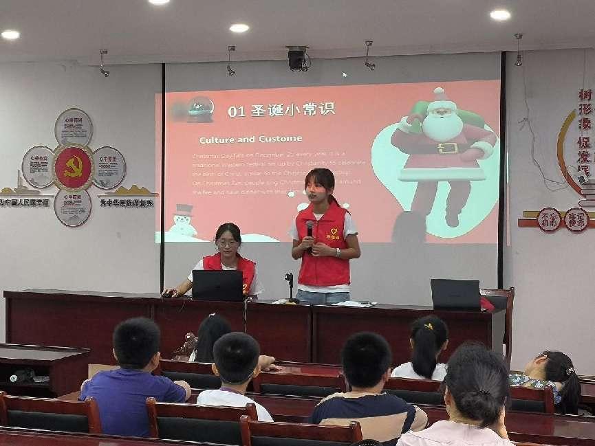 安徽學(xué)子三下鄉(xiāng)：正確看待文化差異，促進和諧文化交流