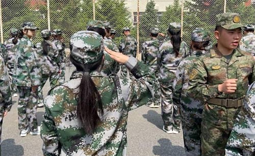 吉林師范大學(xué)博達(dá)學(xué)院旅游與地理科學(xué)學(xué)院順利開(kāi)展軍訓(xùn)