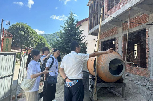 西安工程大學(xué)學(xué)子三下鄉(xiāng)：秦嶺生態(tài)開發(fā)保護(hù)，攜手共建法治秦嶺
