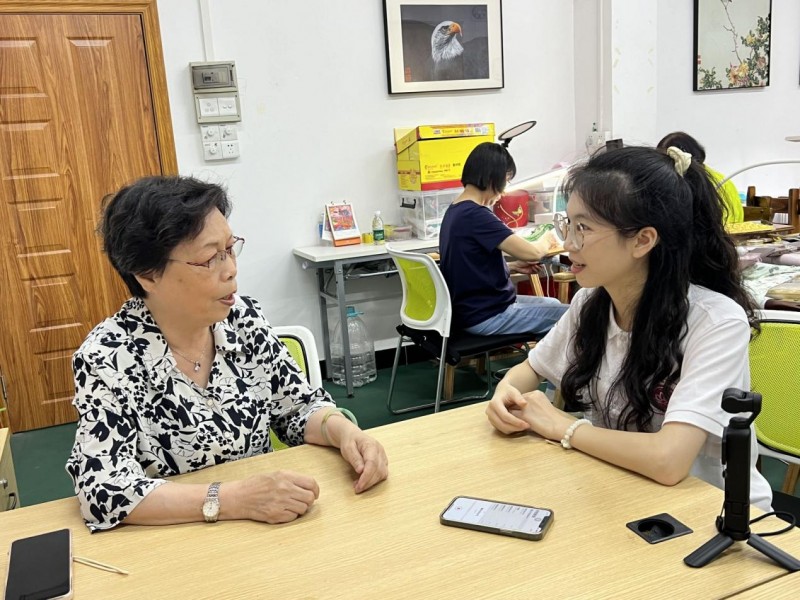 步入廣繡之境，對(duì)話非遺傳承人