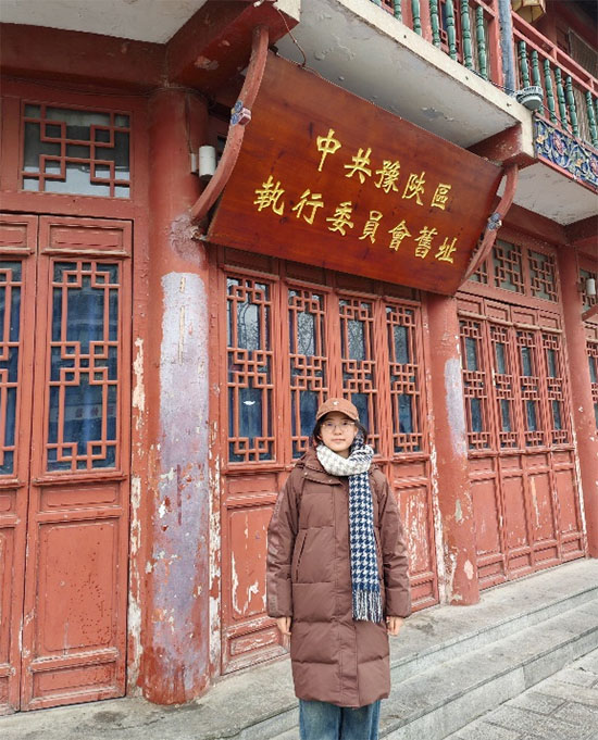 當(dāng)“00后”遇見百年黨史：萌芽實(shí)踐團(tuán)隊(duì)的紅色基因覺醒之旅