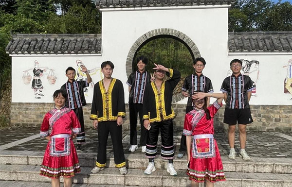 福州大學(xué)實踐隊走進吳大元村，筑牢中華民族共同體意識