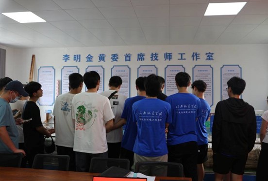 學(xué)習(xí)搶險(xiǎn)工程，傳播治水理念
