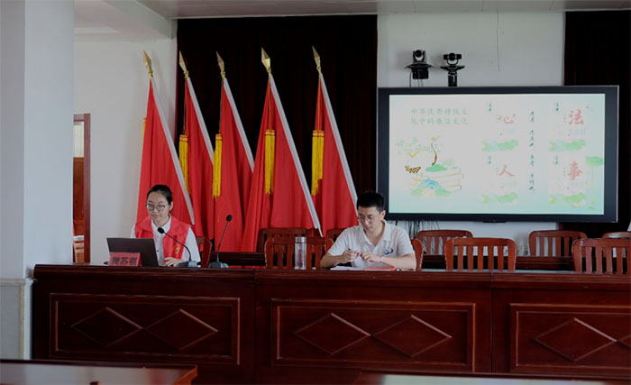 清風(fēng)攜鄉(xiāng)情，廉心喚初心，南財(cái)學(xué)子開展“清廉金融進(jìn)基層”活動(dòng)