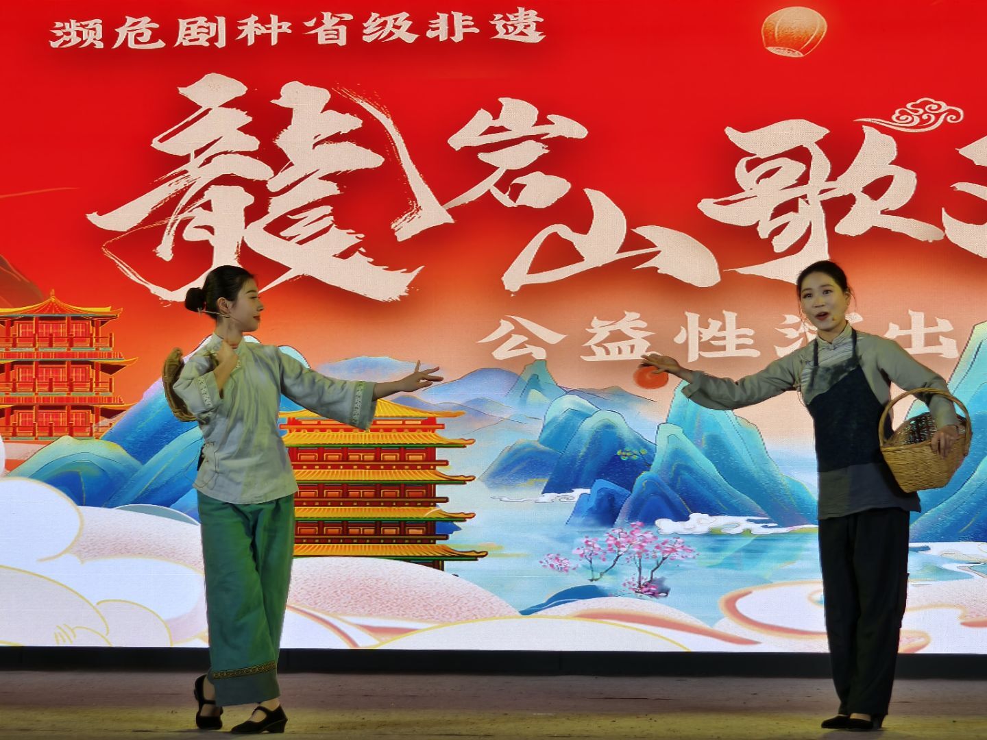 閩農(nóng)學(xué)子赴龍巖，非遺傳承正當(dāng)時(shí)