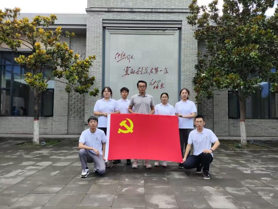 堅(jiān)定信仰傳后代 熾熱紅心予人民 | 長(zhǎng)安大學(xué)赴陜甘地區(qū)“黨史重溫傳薪火·青年擔(dān)當(dāng)助振興”暑期社會(huì)實(shí)踐活動(dòng)(渭南富平篇)