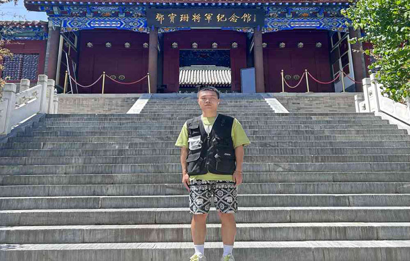 無錫學(xué)院學(xué)子“三下鄉(xiāng)”：“將軍風(fēng)骨存萬世，定邊為民矢不渝”