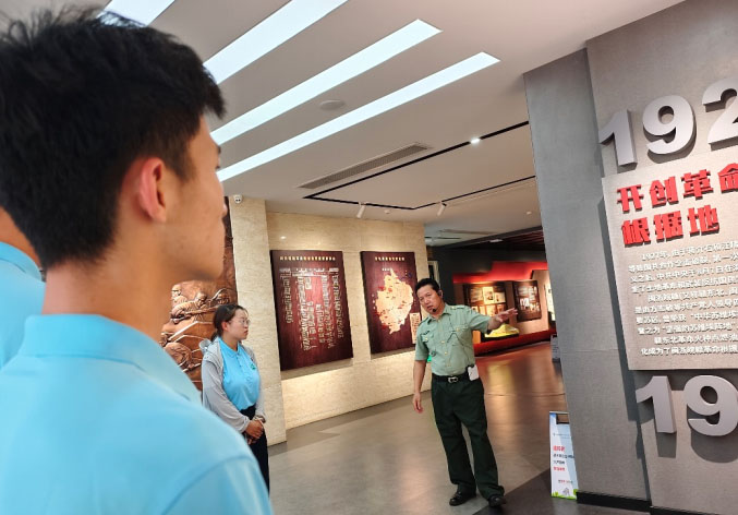 浙江農(nóng)林大學(xué)實(shí)踐團(tuán)順利學(xué)習(xí)參觀開(kāi)化縣浙西革命斗爭(zhēng)紀(jì)念館