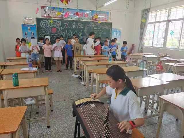 凝聚師生力量，排練晚會(huì)節(jié)目