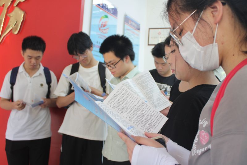 福建農(nóng)林大學(xué)“知行合一，踐悟思想”實踐隊 探訪福州市倉山區(qū)法律援助中心