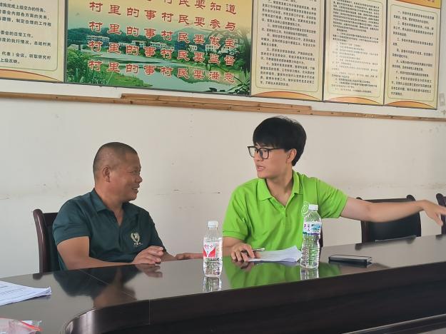 攜手調(diào)研求精確，拜訪宗祠引深省