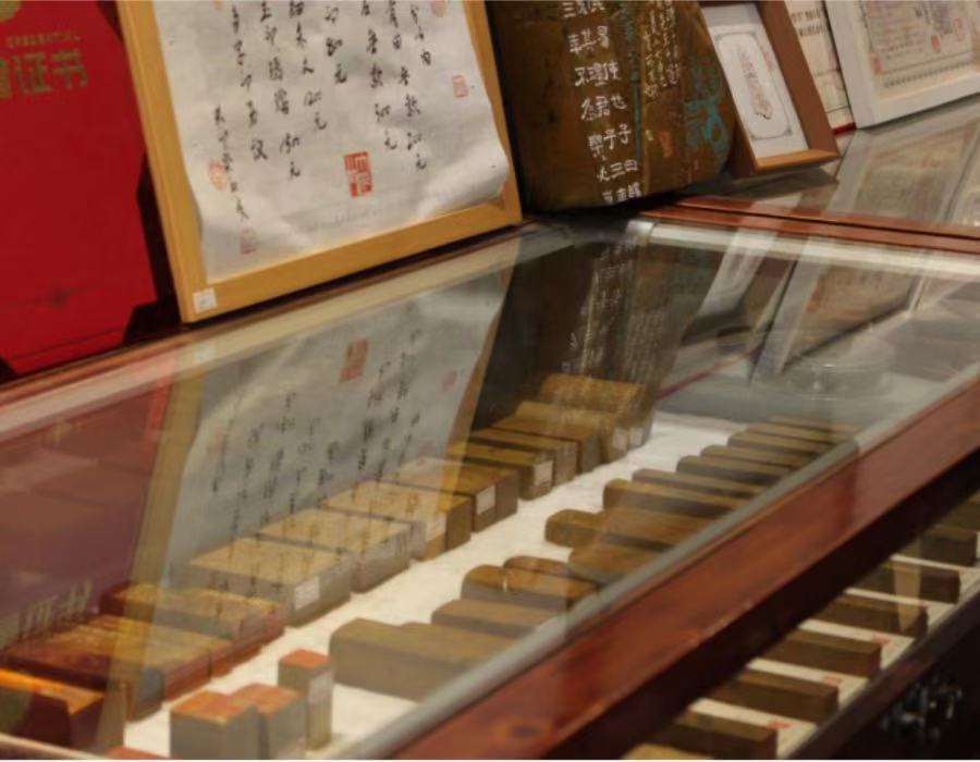山東高校深入多地，探尋楷木雕刻非遺傳承密碼