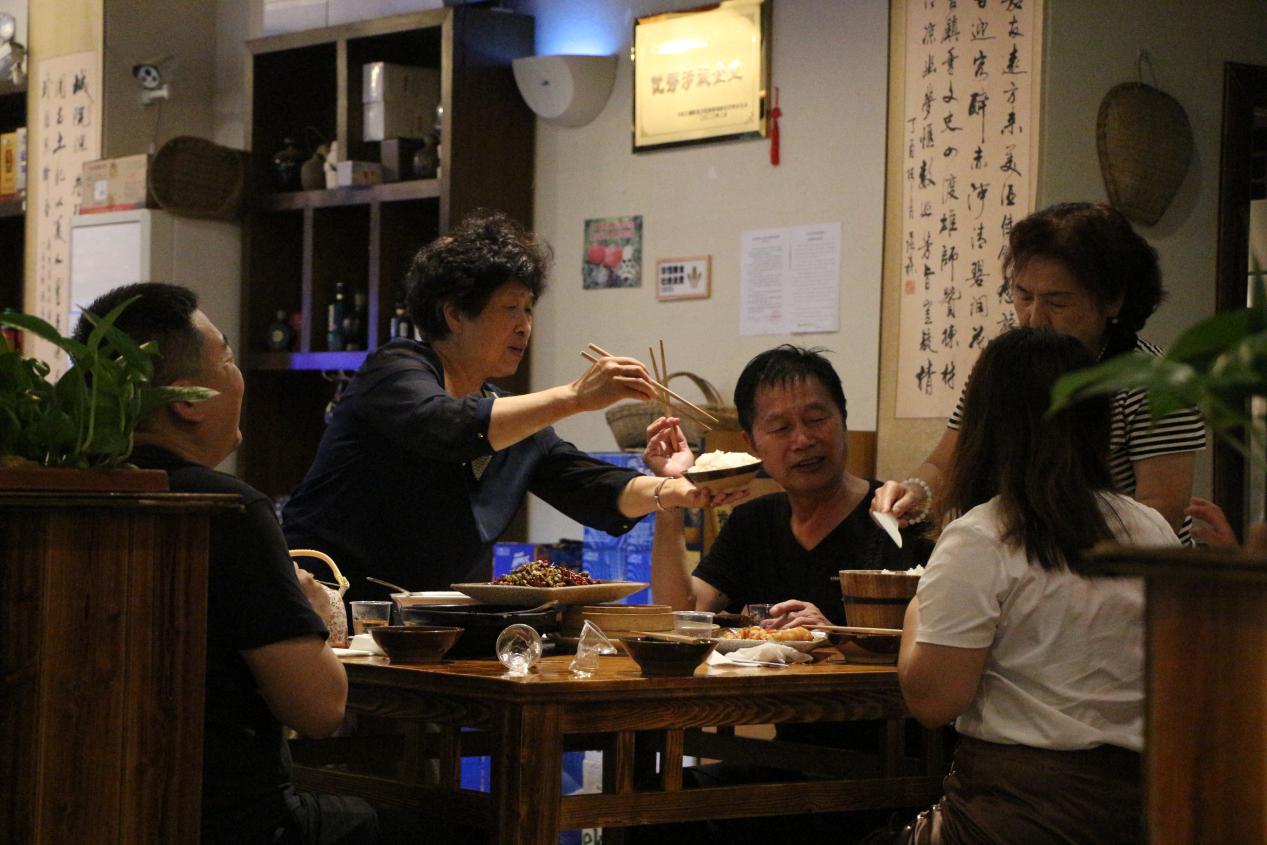 紅星毓鰼隊初步探索習水縣土城鎮(zhèn)人民生活水平質(zhì)量的對
