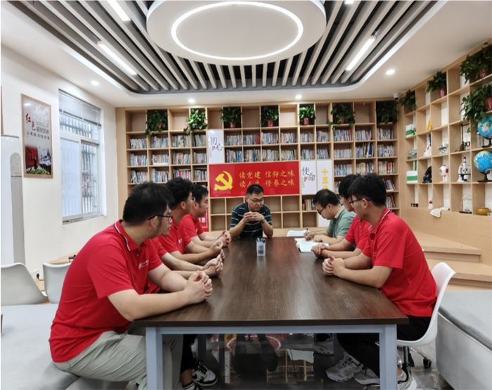 巢湖學(xué)院“陽光智匯”團(tuán)隊(duì)暑期“三下鄉(xiāng)”：光伏締造希望，擘畫美麗鄉(xiāng)村