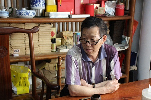 非遺傳承，匠心守藝：湘大研究生對話市級“非遺”六堡茶制作技藝傳承人蔣永春