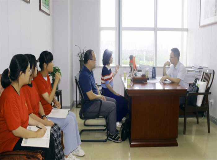 【新聞稿】鄭大學子三下鄉(xiāng)：青春永駐大別山，紅色基因代代