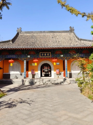 “翰墨鄉(xiāng)韻”社會(huì)實(shí)踐隊(duì)：探尋膠州慈云寺文化，傳承千年古韻