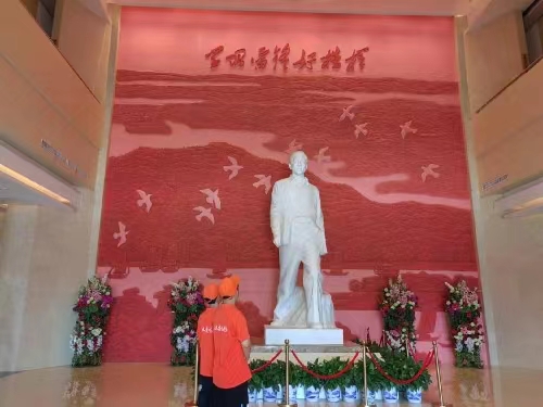 學習雷鋒精神，弘揚傳統(tǒng)美德主題宣講活動