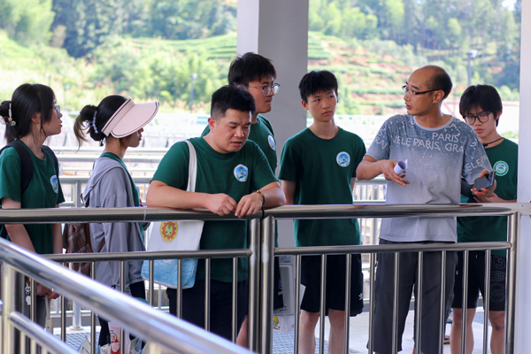 綠意探秘，共筑碧水夢——福建師范大學(xué)暑期社會實踐隊赴崇陽溪開展幸福河湖實踐活動