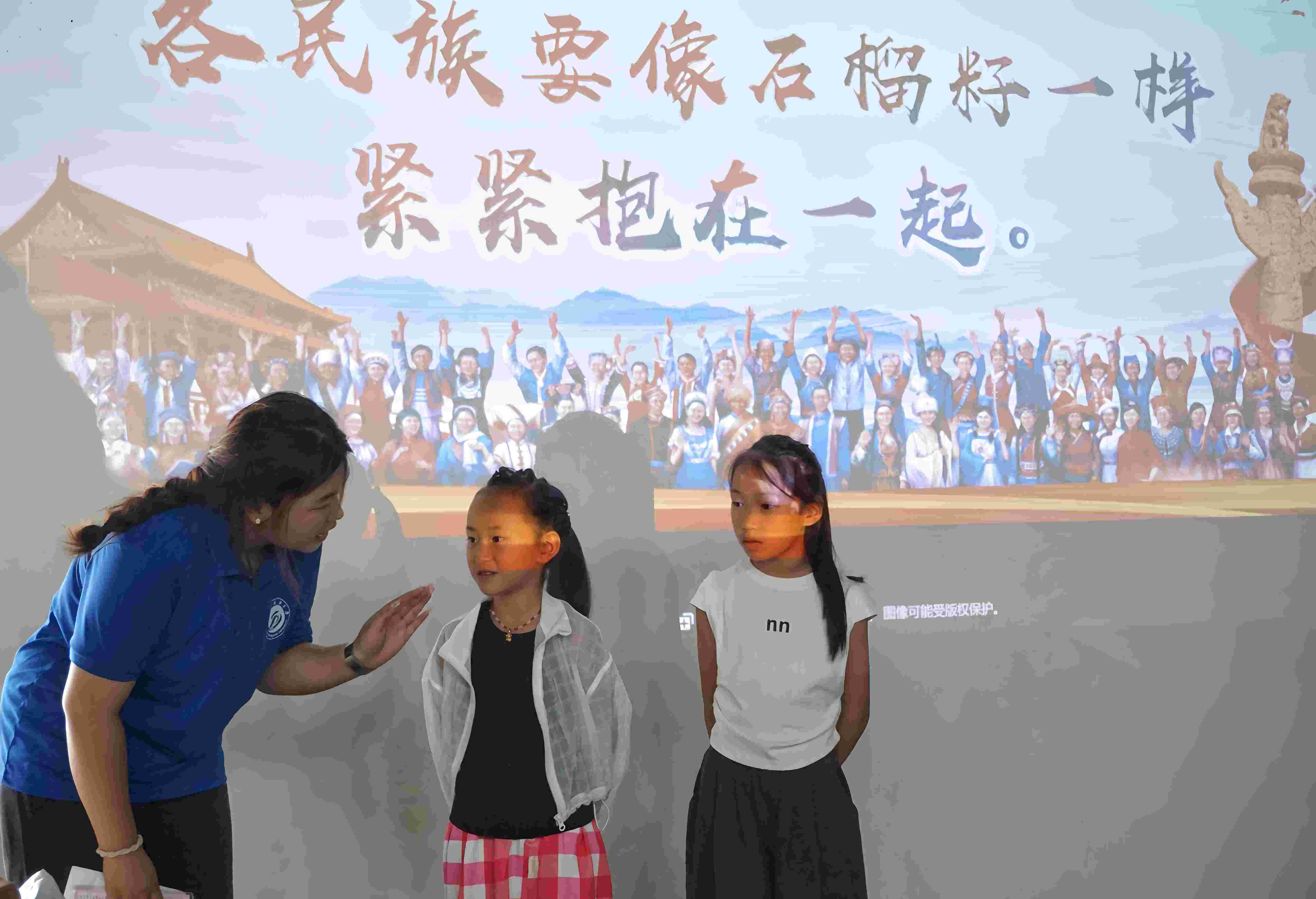 西南石油大學(xué)“彝”路同行實踐隊赴涼山州會理市白沙村開展暑期三下鄉(xiāng)社會實踐活動