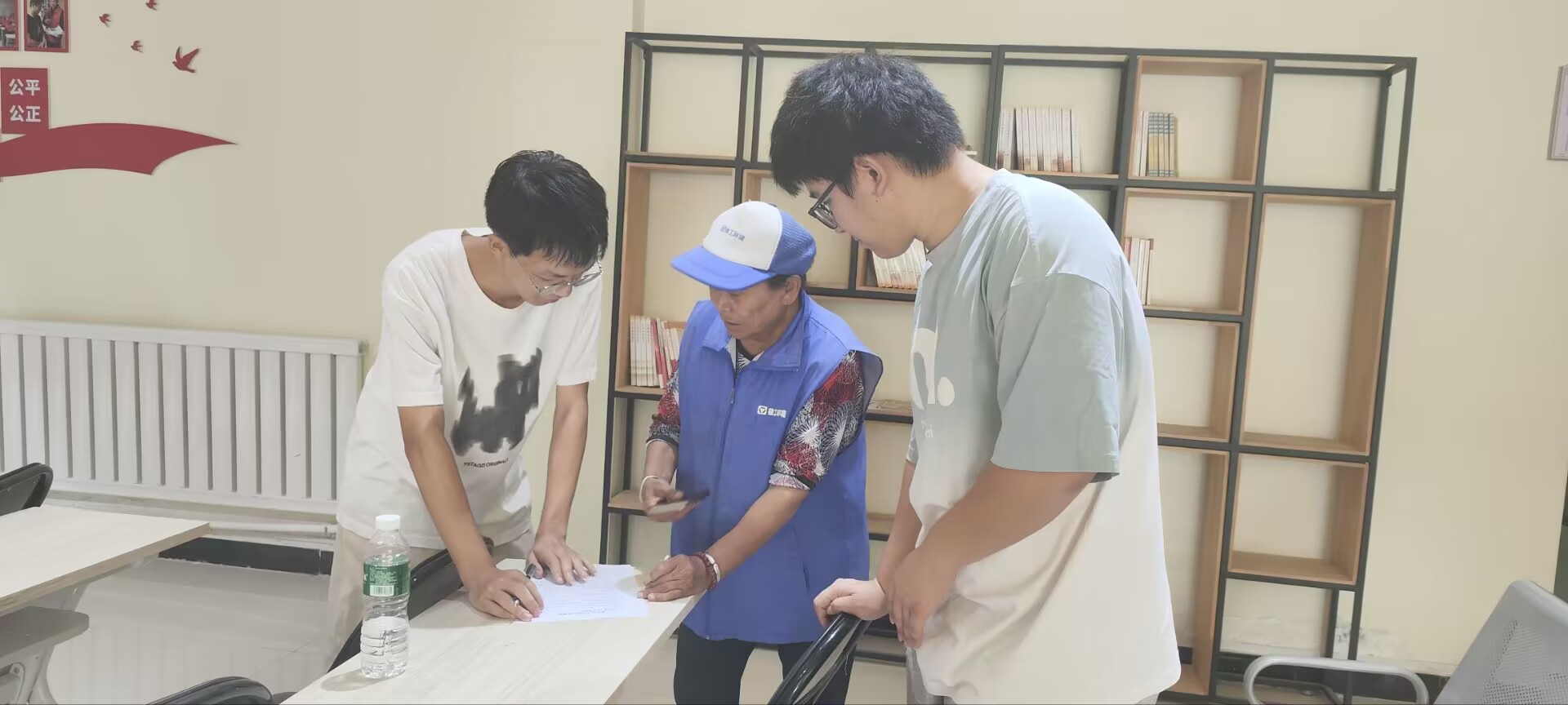 塔里木大學暑期三下鄉(xiāng)-“民生民意”探訪老年醫(yī)療之行
