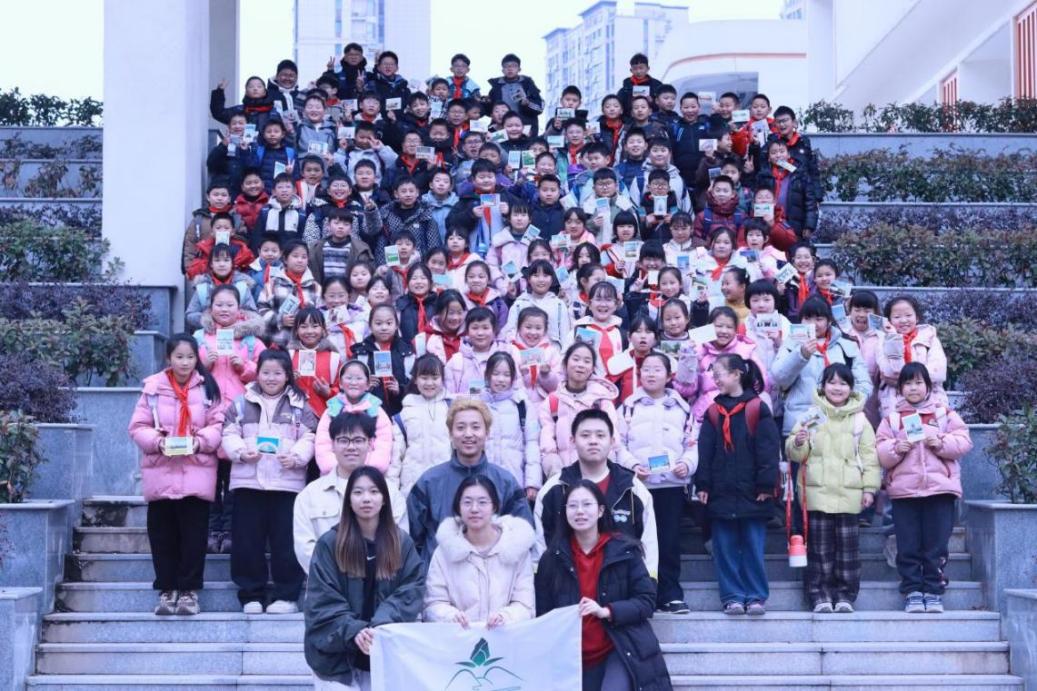 天津大學(xué)“材夢(mèng)生花”實(shí)踐隊(duì)赴安徽省六安市舒城縣實(shí)踐活動(dòng)獲圓滿成功