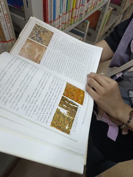 赴南京云錦博物館探索云錦文化三下鄉(xiāng)社會(huì)實(shí)踐