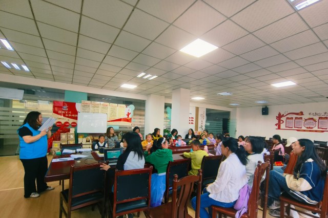 母愛如海，感恩行動——社區(qū)母親節(jié)公益活動
