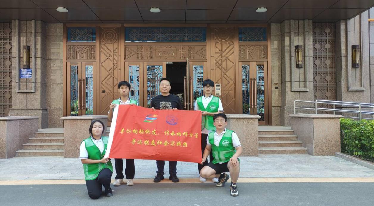 塔里木大學三下鄉(xiāng)：尋訪胡楊校友，傳承榜樣力量