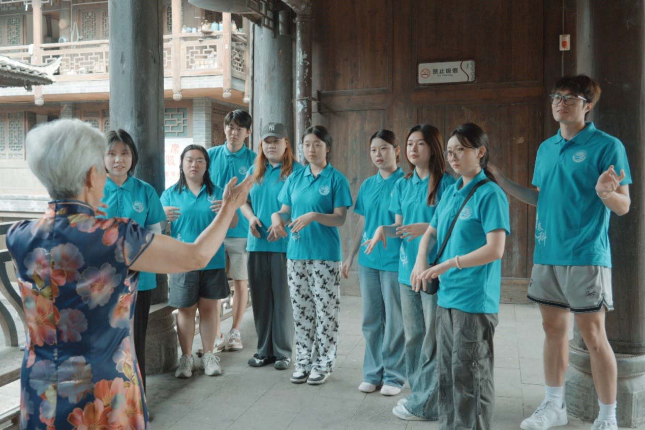 重人科學(xué)子三下鄉(xiāng)：古韻非遺潤?quán)l(xiāng)土，文化振興譜新篇