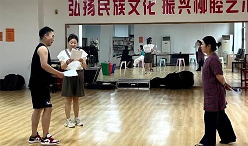 探尋傳統(tǒng)文化，感受柳腔魅力